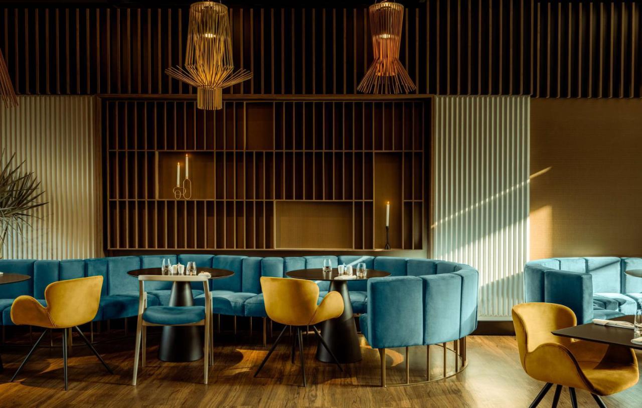 Radisson Blu Aurum Hotel, Brašov Exteriér fotografie Restaurant