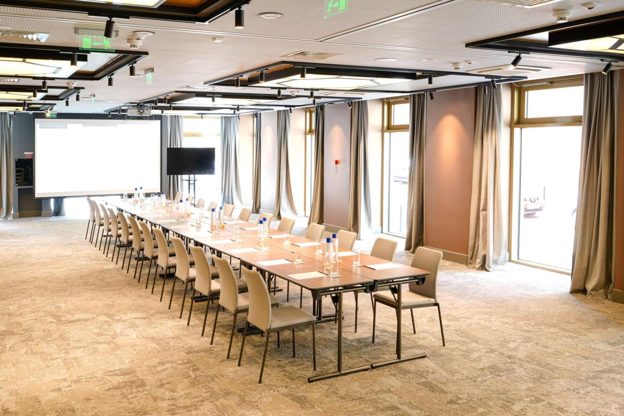 Radisson Blu Aurum Hotel, Brašov Exteriér fotografie Meeting room