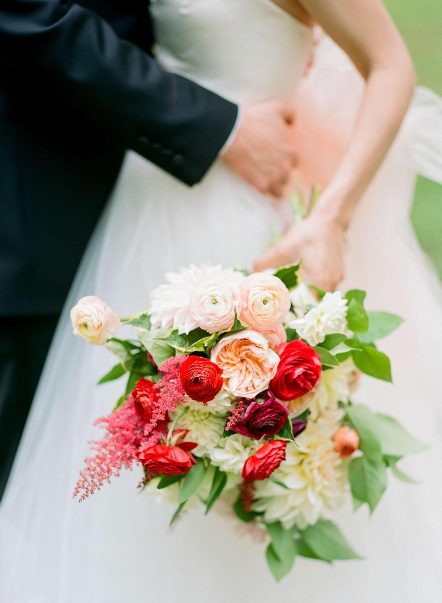 Radisson Blu Aurum Hotel, Brašov Exteriér fotografie A bridal bouquet